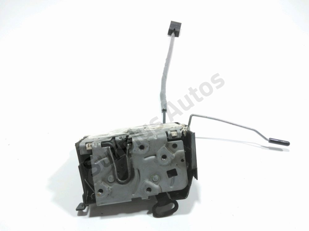 Serrure de porte avant droite