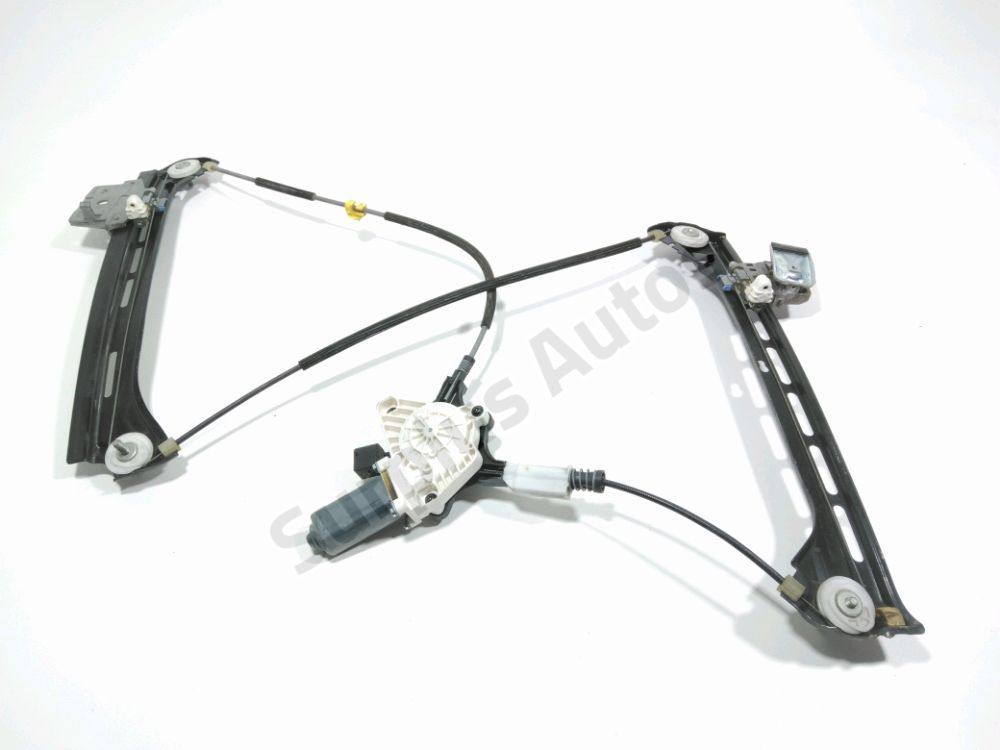 Lève-vitre électrique avant droit