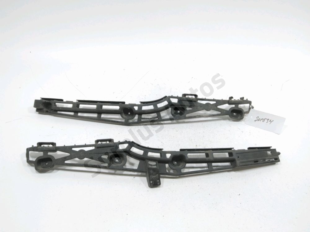 Support central de pare-choc arrière