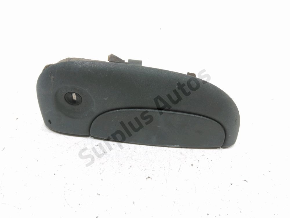 Poignée extérieure avant droite