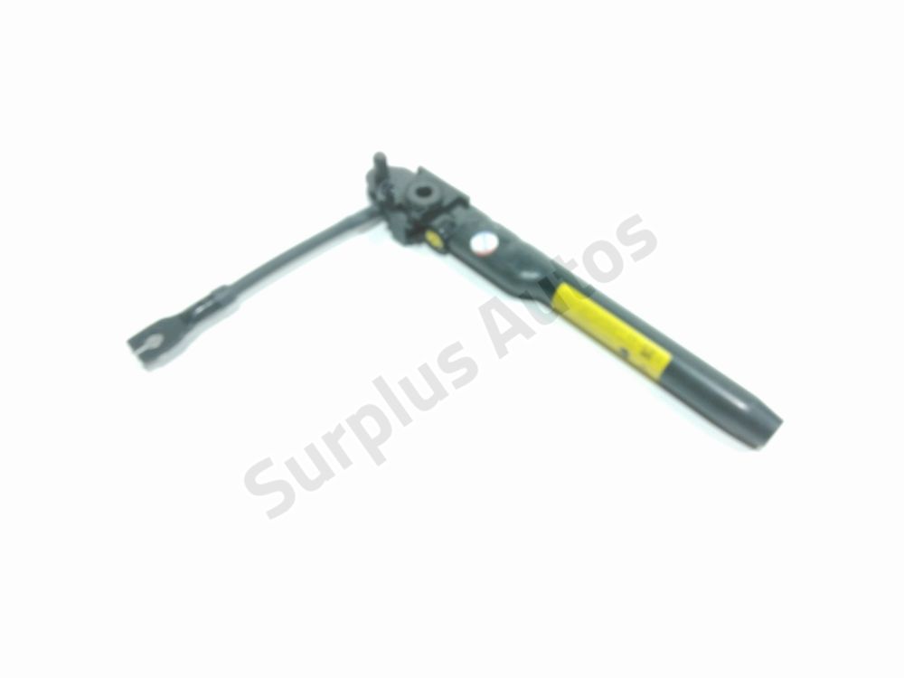 Prétensionneur avant droit