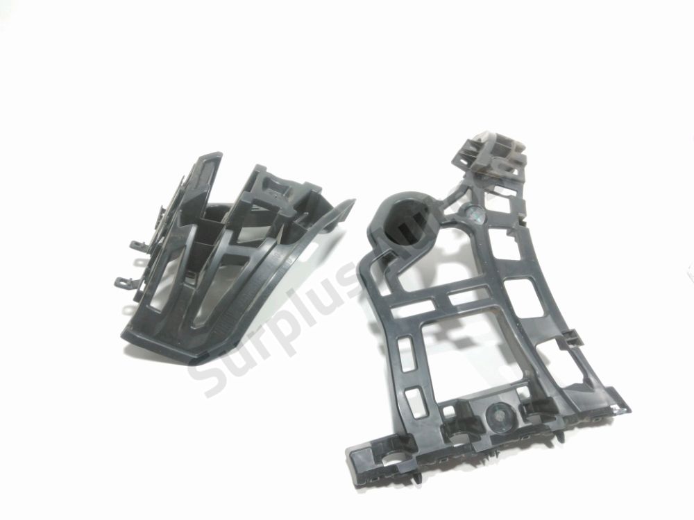 Support gauche de pare-choc arrière