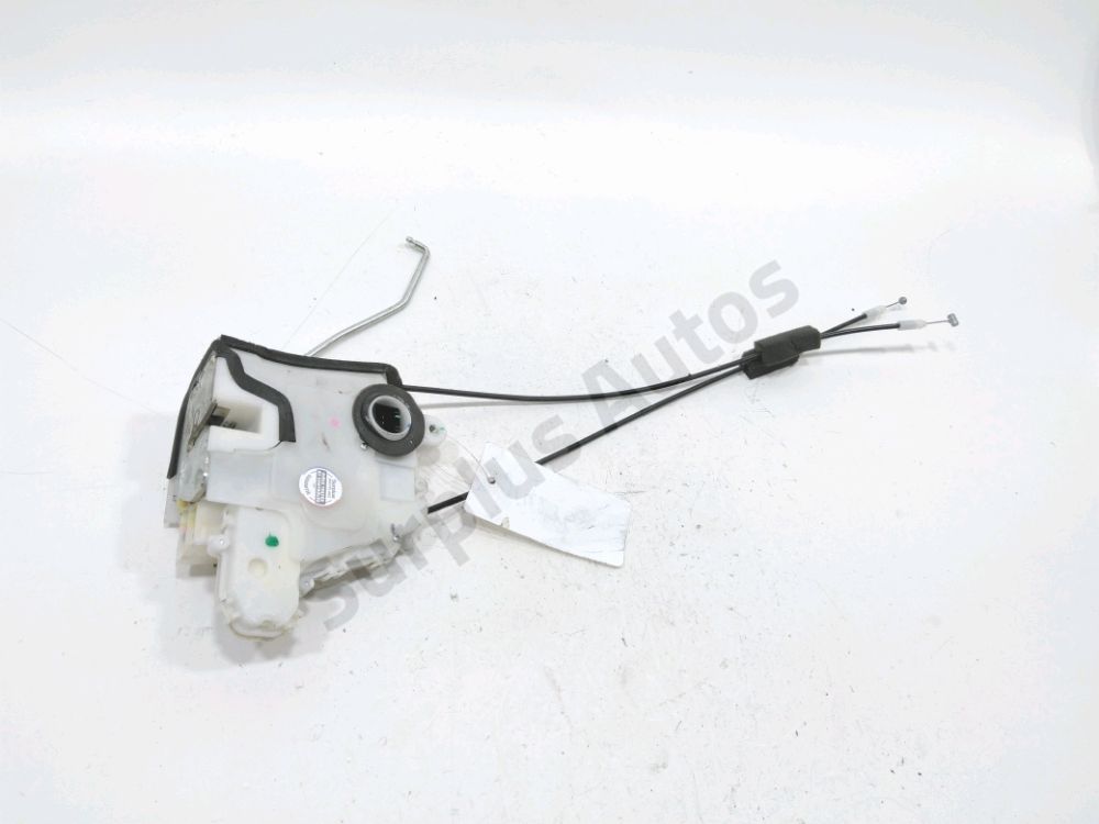 Serrure de porte avant gauche