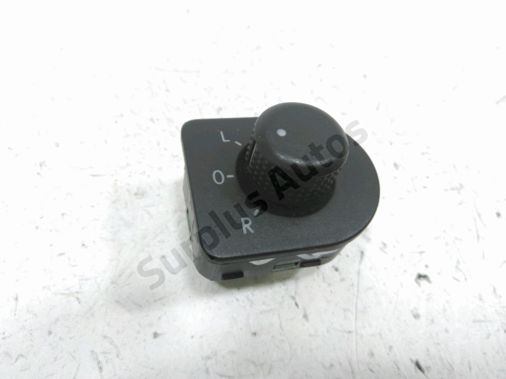 Commande rétroviseur gauche