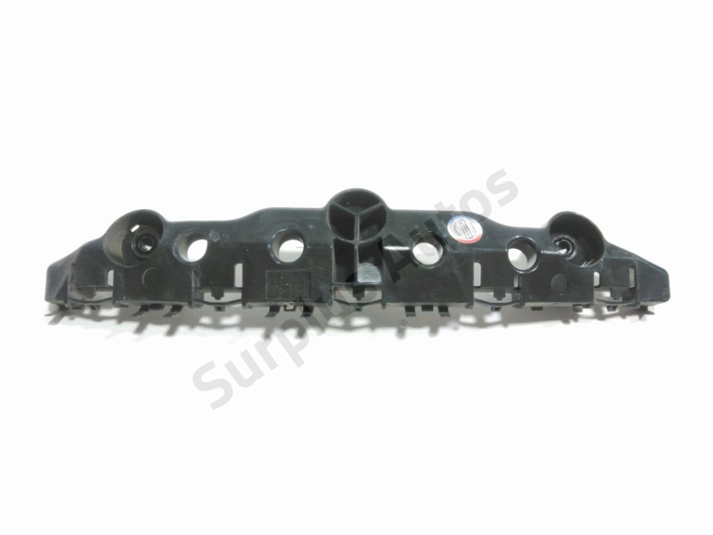 Support droit de pare-choc arrière