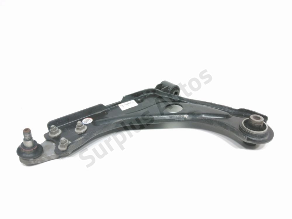 Triangle inférieur avant gauche