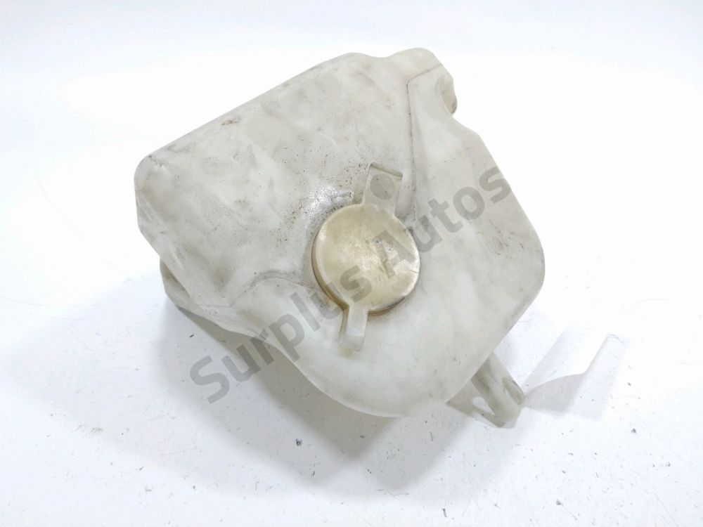 Réservoir de lave glace avant