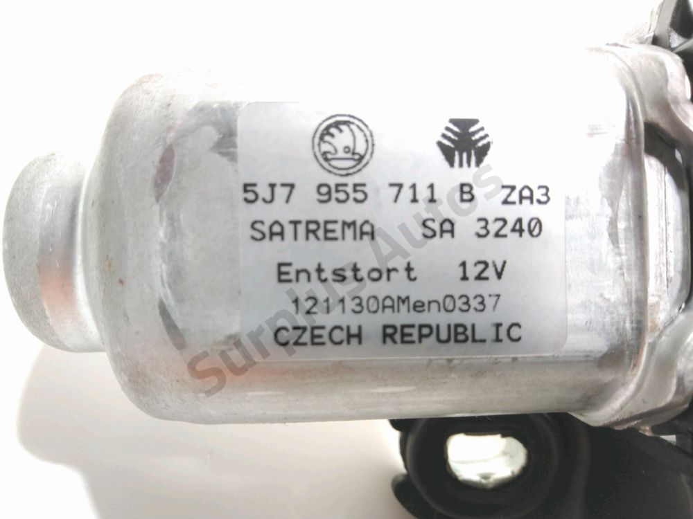 Moteur d'essuie glace arrière