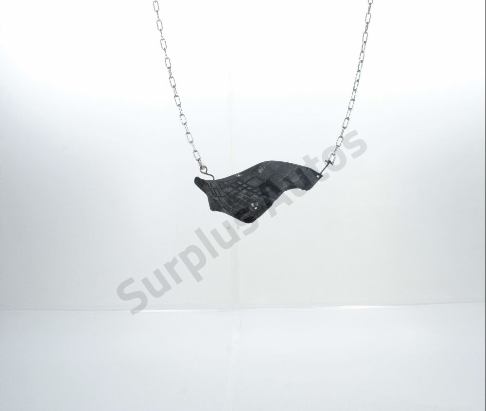 Pare-boue arrière droit