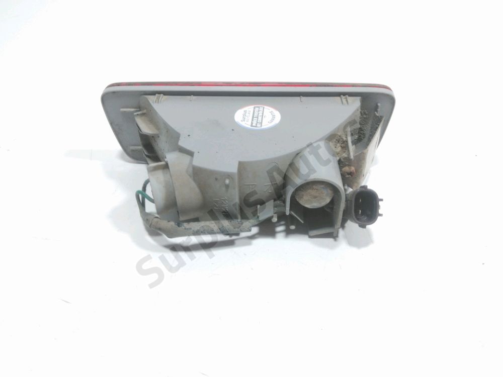 Feu de brouillard arrière central