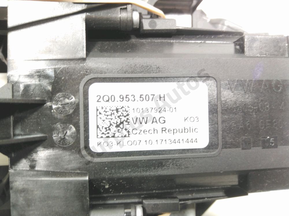 Commande sous-volant