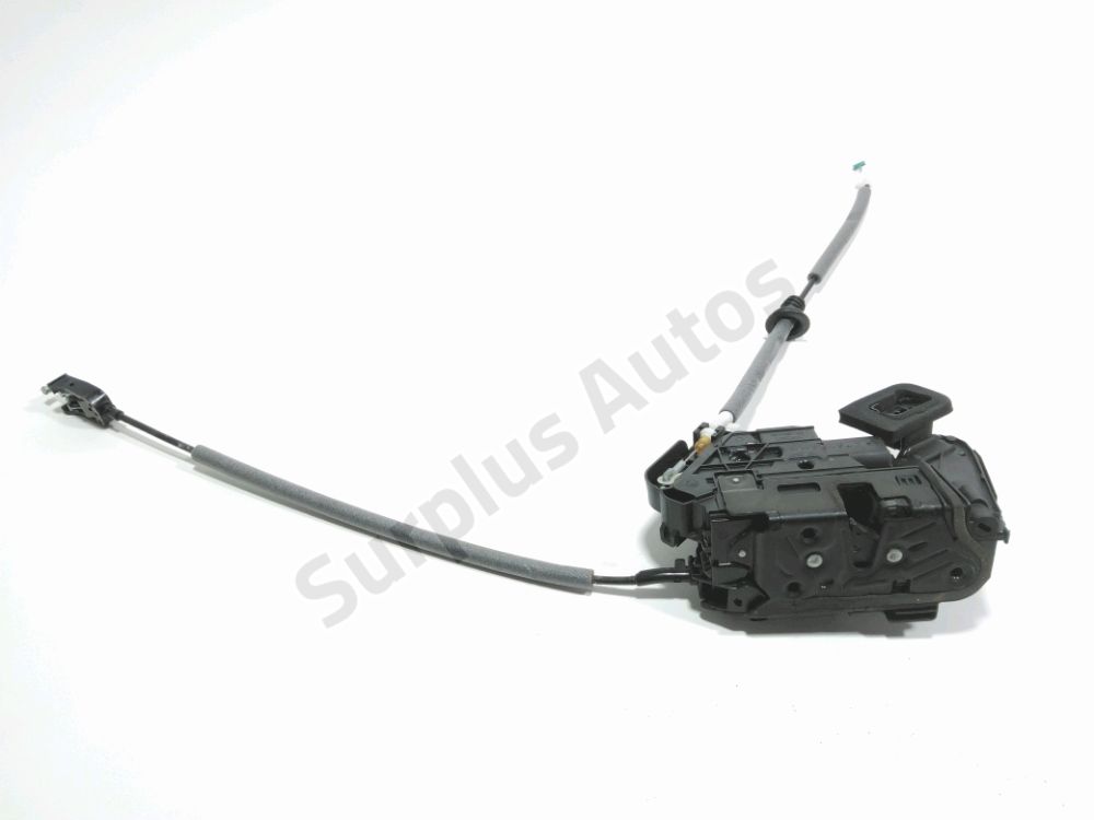 Serrure de porte avant droite