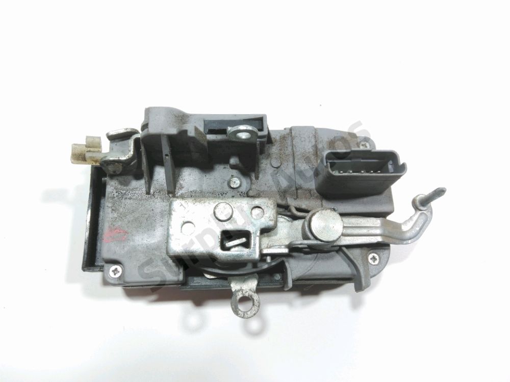 Serrure de porte avant gauche