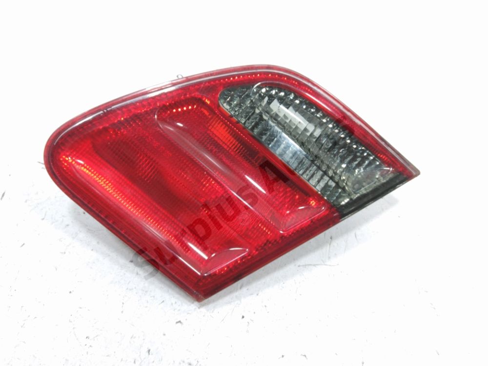 Feu arrière intérieur droit