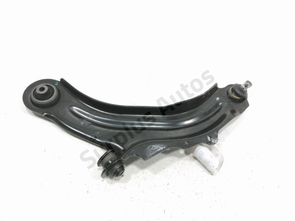 Triangle inférieur avant gauche