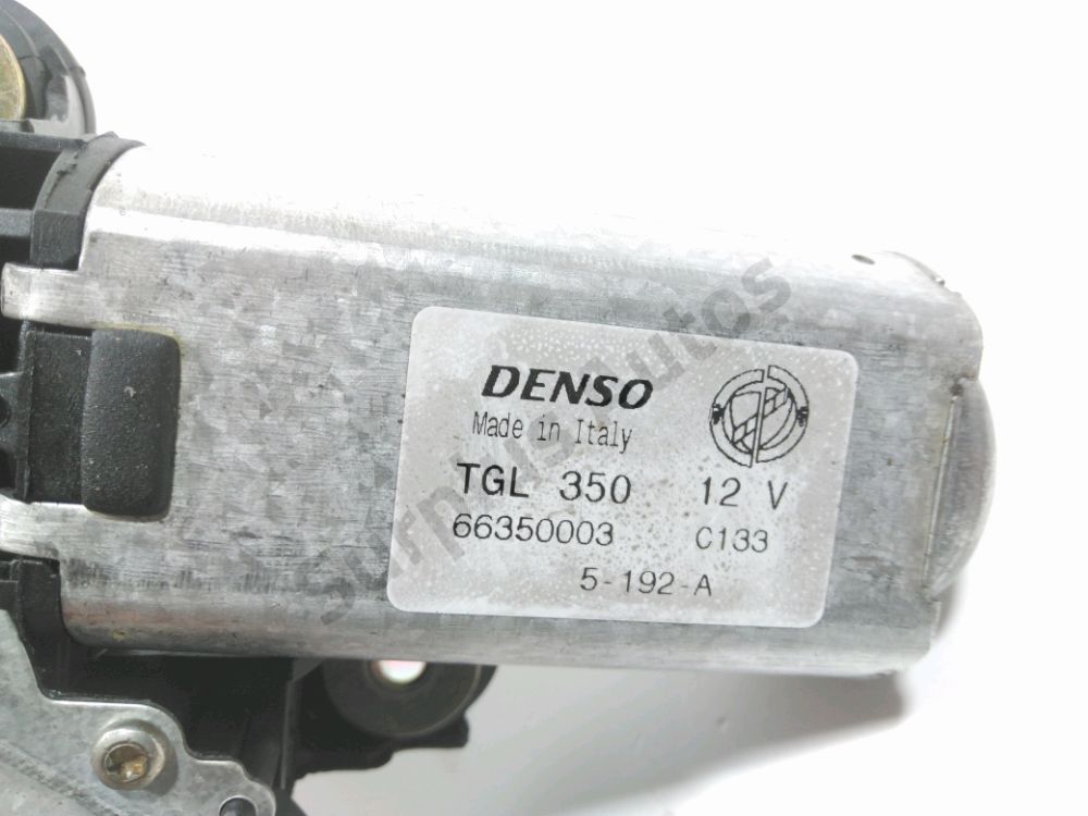 Moteur d'essuie glace arrière
