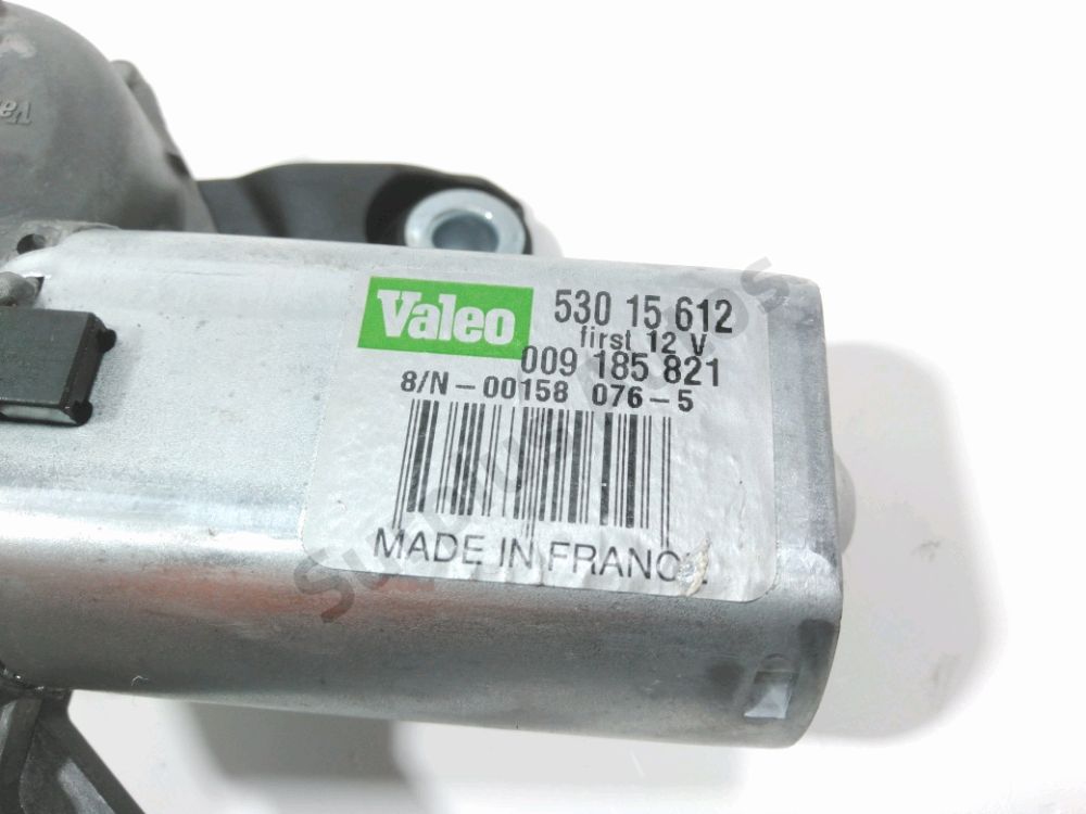 Moteur d'essuie glace arrière