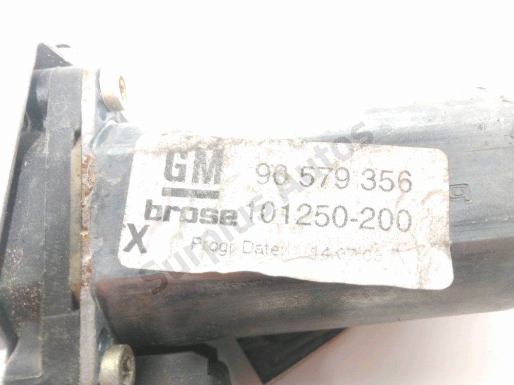 Lève-vitre électrique avant droit