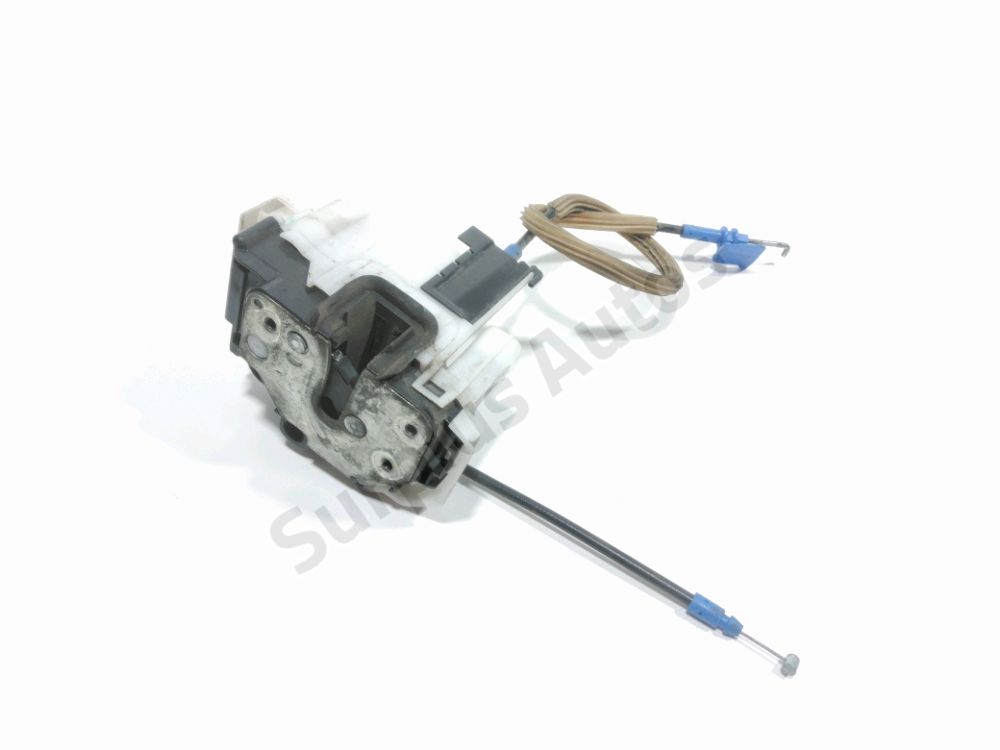 Serrure de porte avant droite