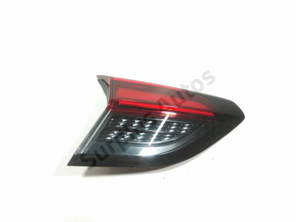 Feu arrière intérieur gauche