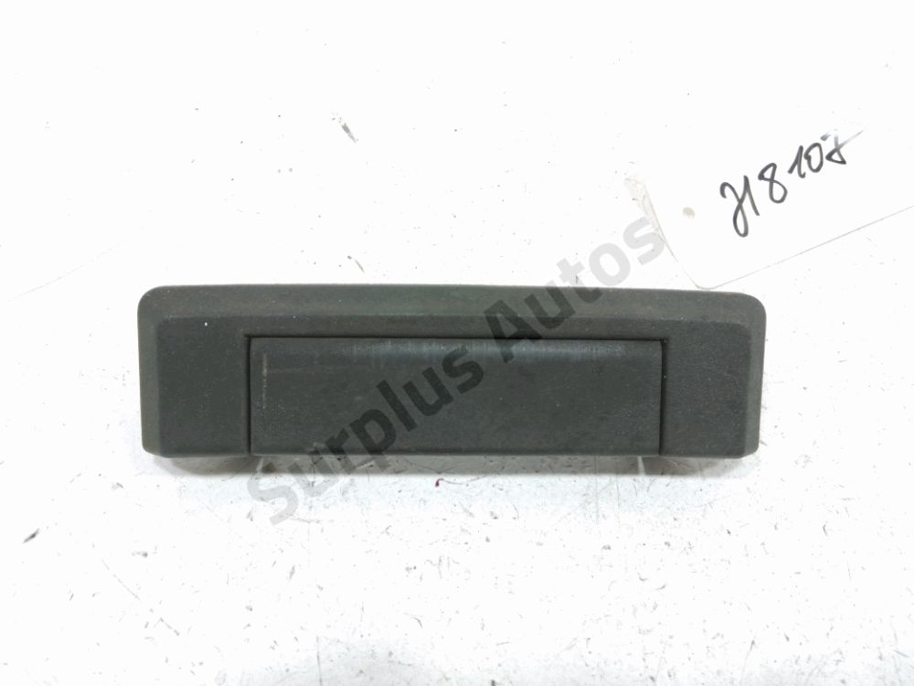 Poignée extérieure avant gauche