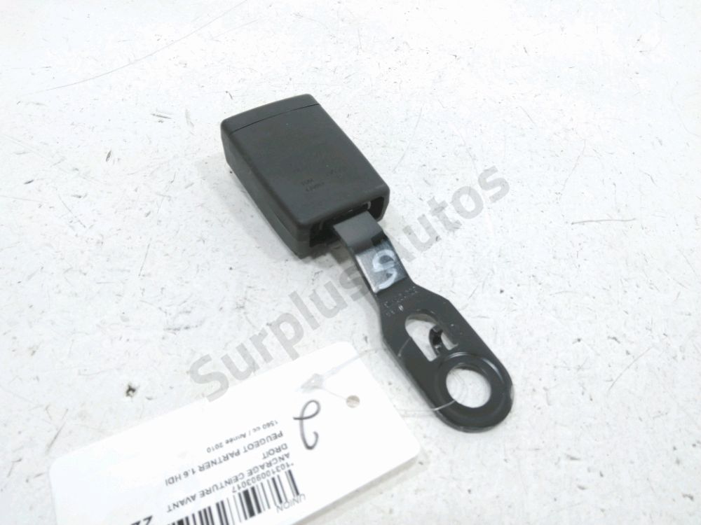 Ancrage ceinture avant droit