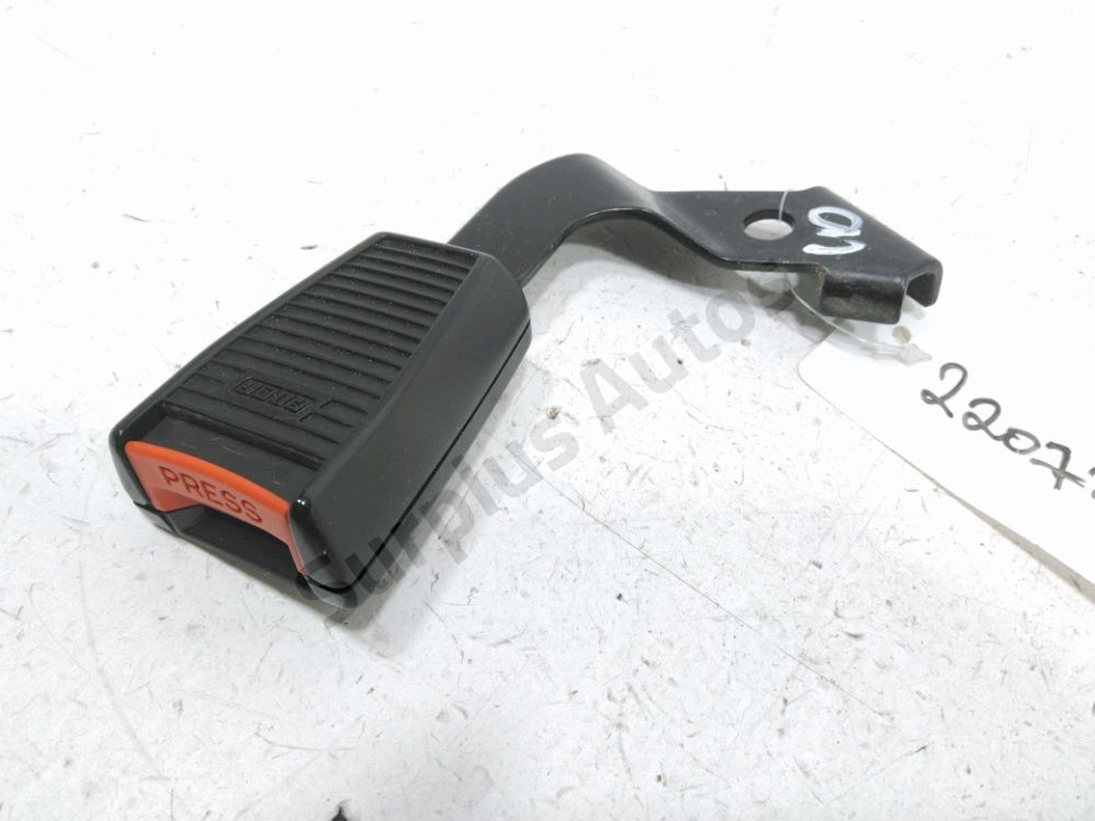 Ancrage ceinture avant droit