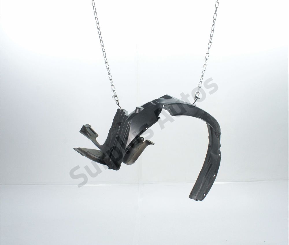 Pare-boue avant gauche