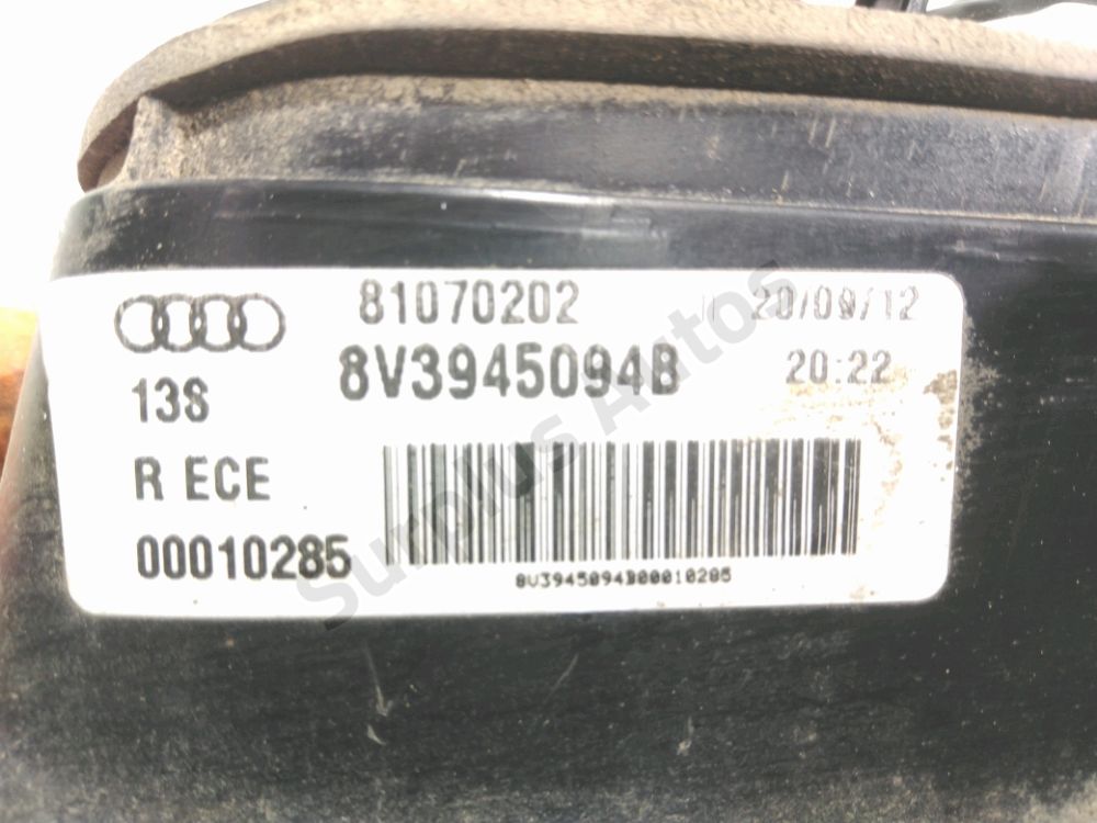 Feu arrière intérieur droit