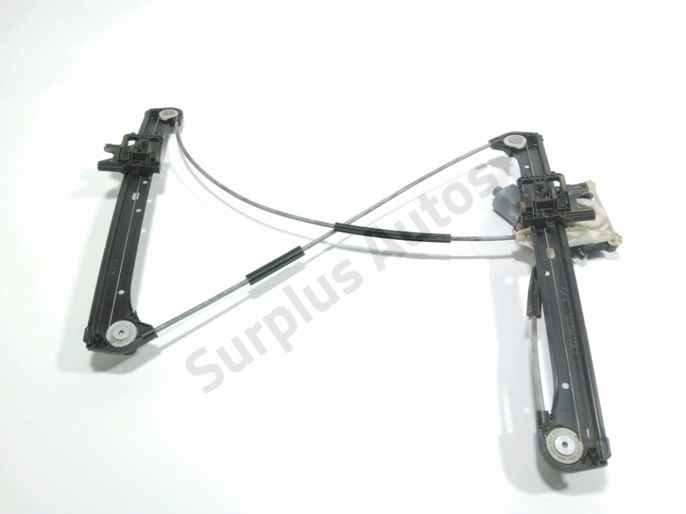 Lève-vitre électrique avant droit