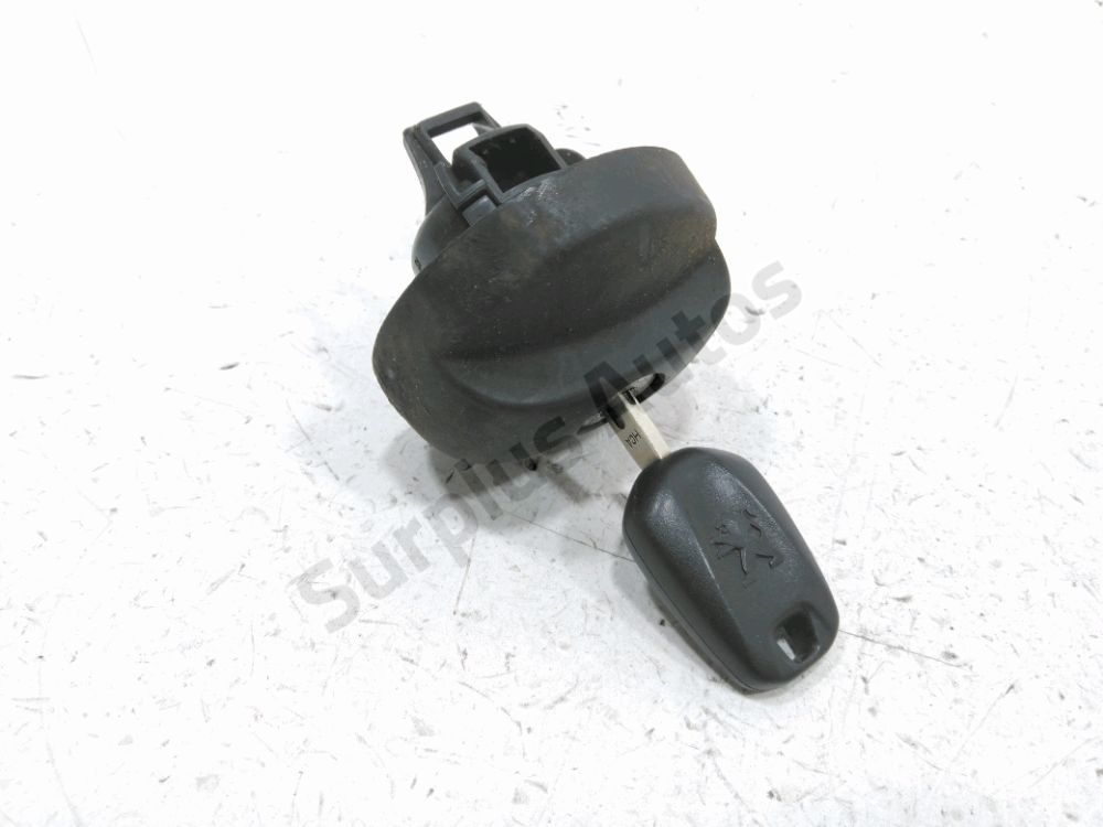 Bouchon de réservoir à carburant
