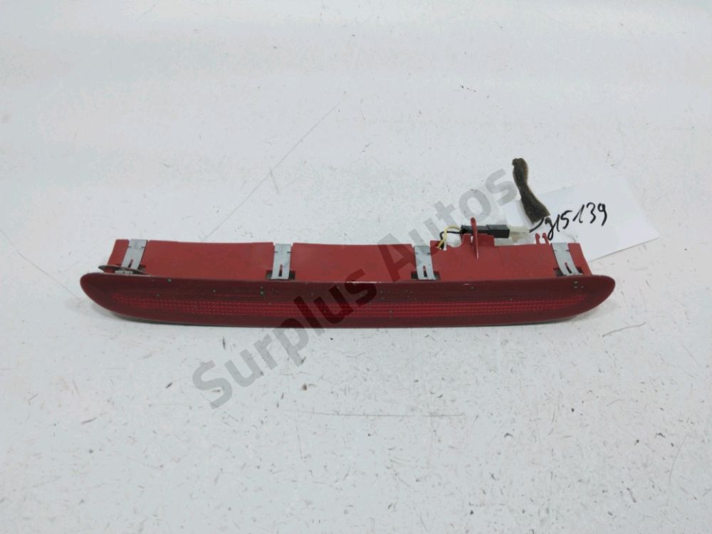 Feu stop supplémentaire