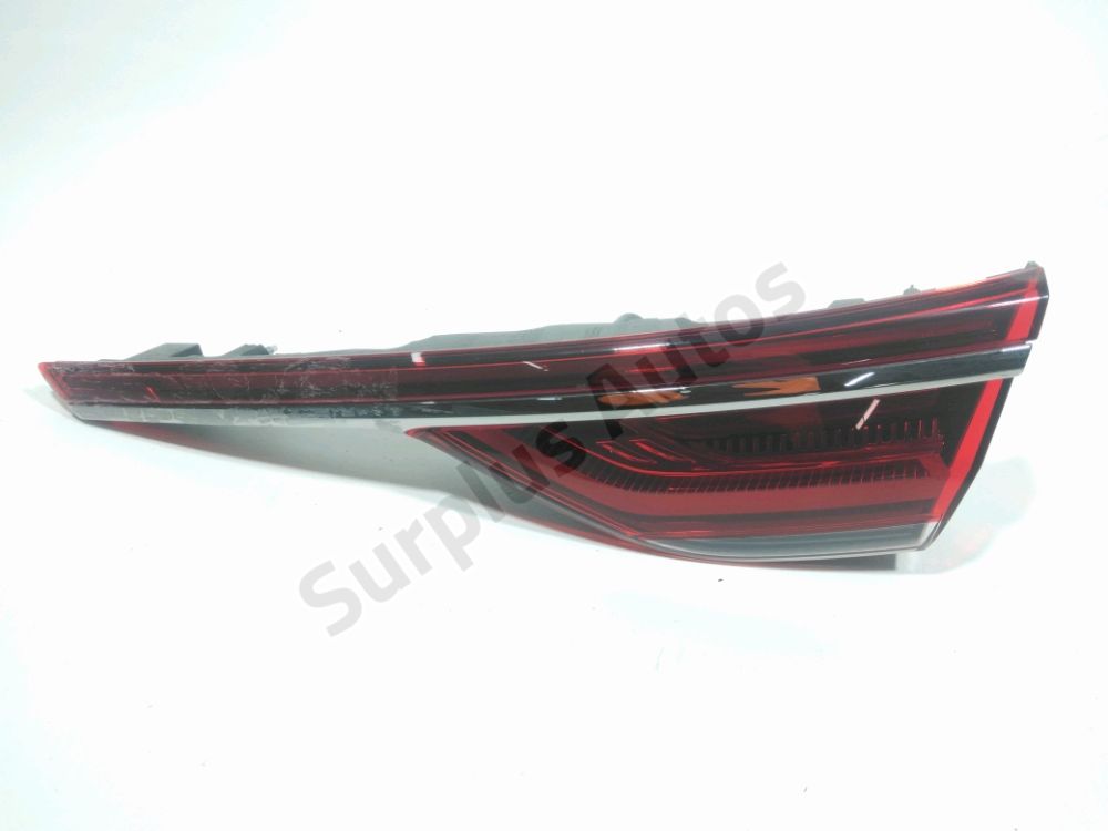 Feu arrière intérieur droit