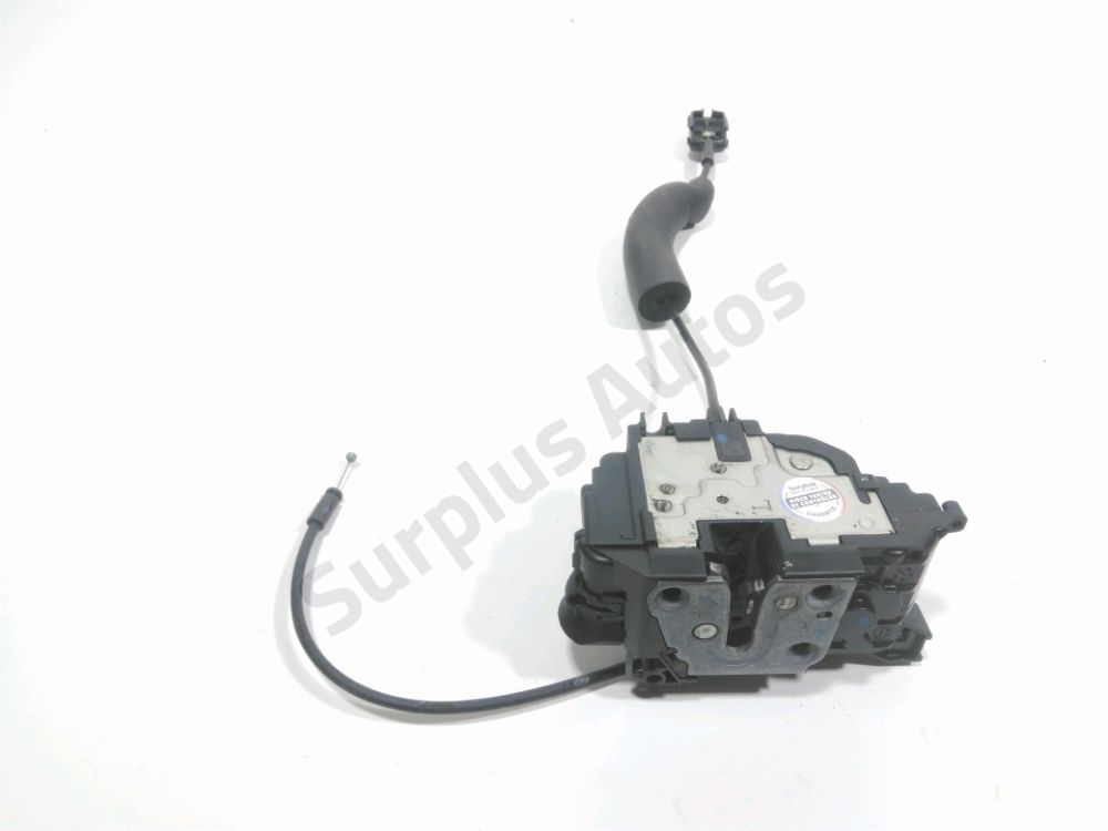 Serrure de porte avant gauche