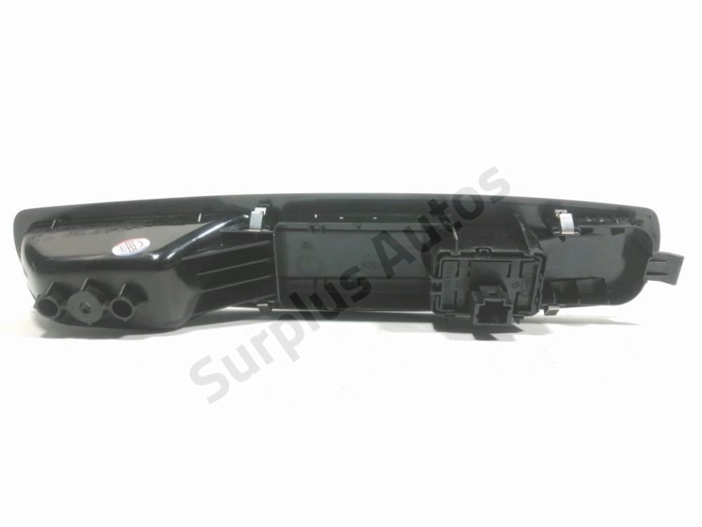 Commande lève-vitre avant droit