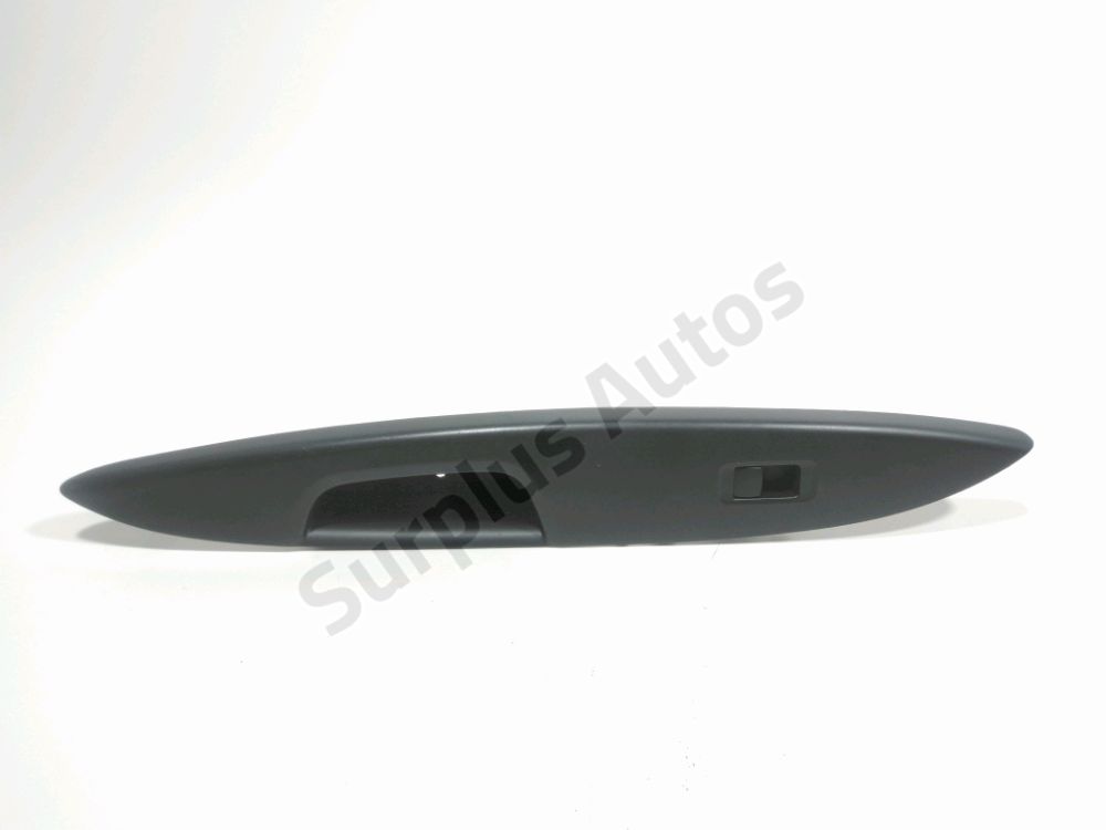 Commande lève-vitre avant droit