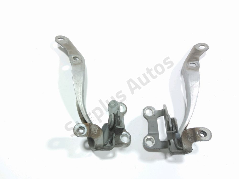 Jeu de charnières de capot