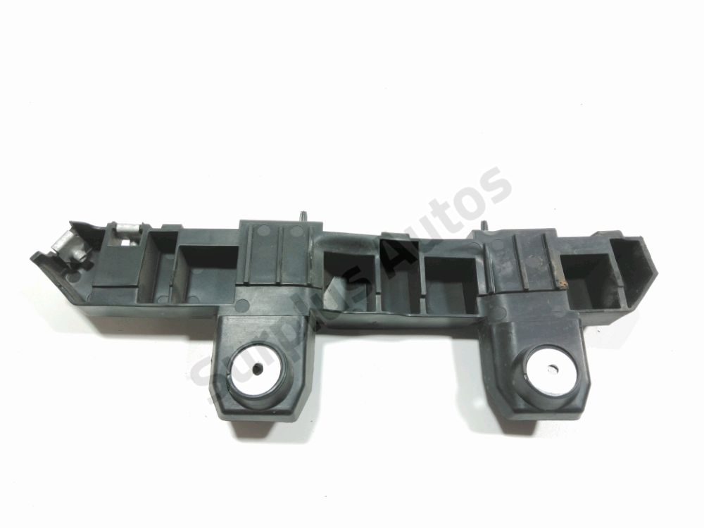 Support droit de pare-choc arrière