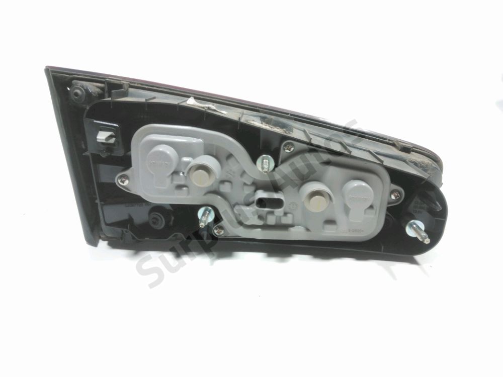 Feu arrière intérieur droit