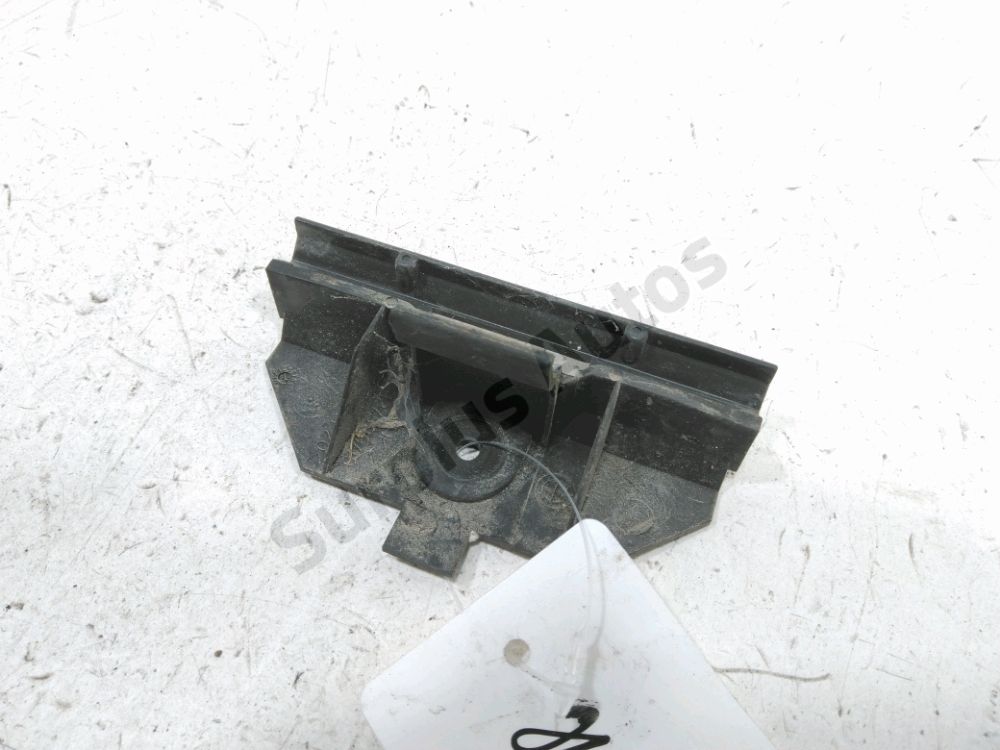 Support central de pare-choc arrière