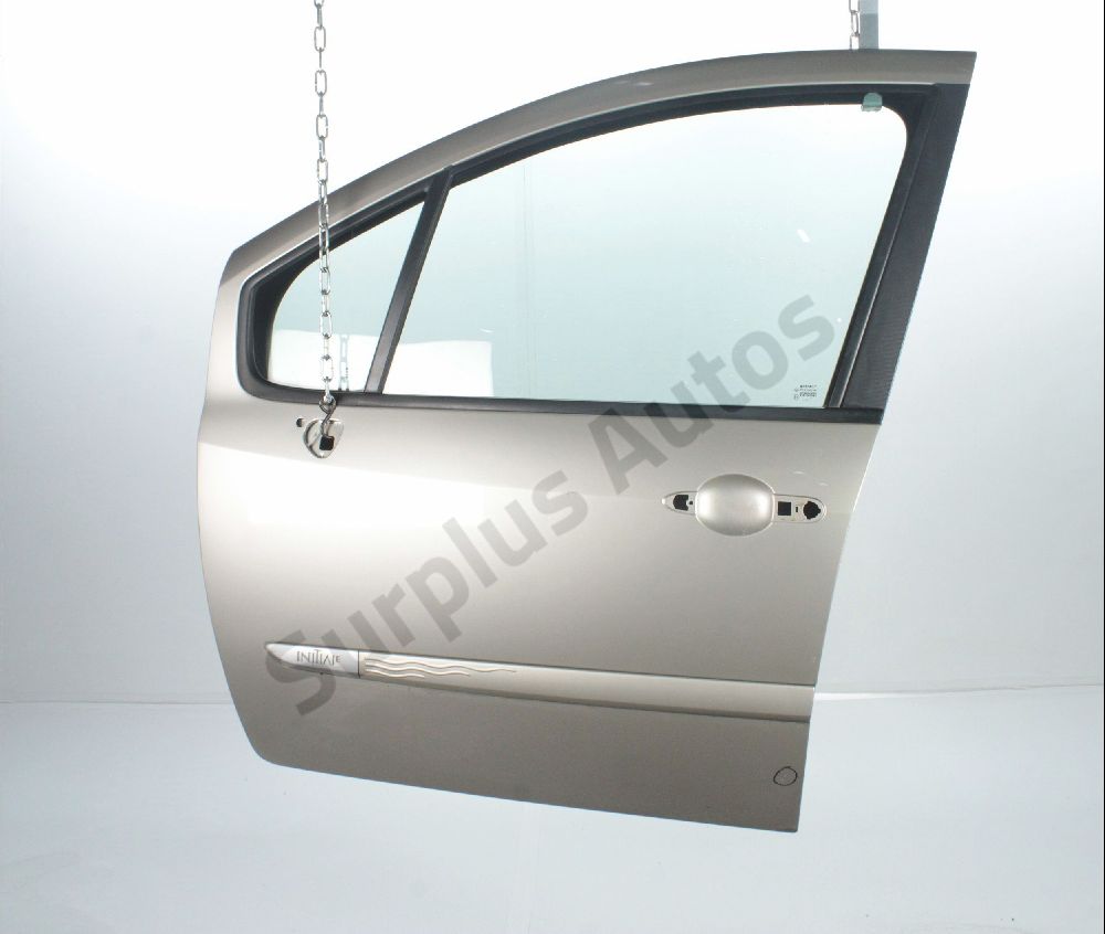 Porte avant gauche