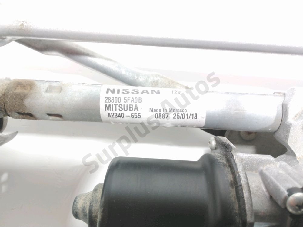 Mécanisme + moteur d'essuie glace avant