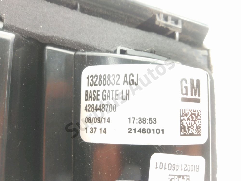 Feu arrière intérieur gauche