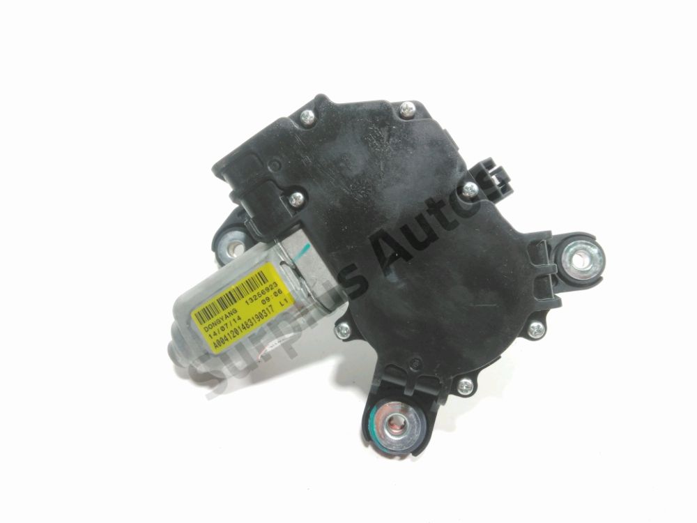 Moteur d'essuie glace arriere