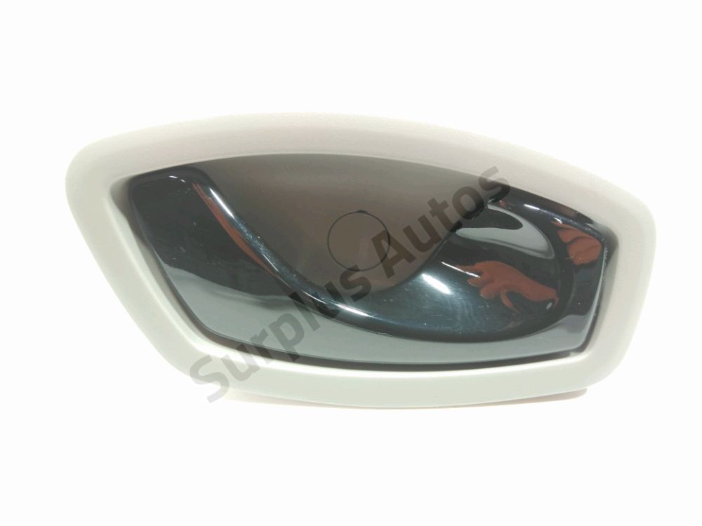 Poignee interieure porte avant droite