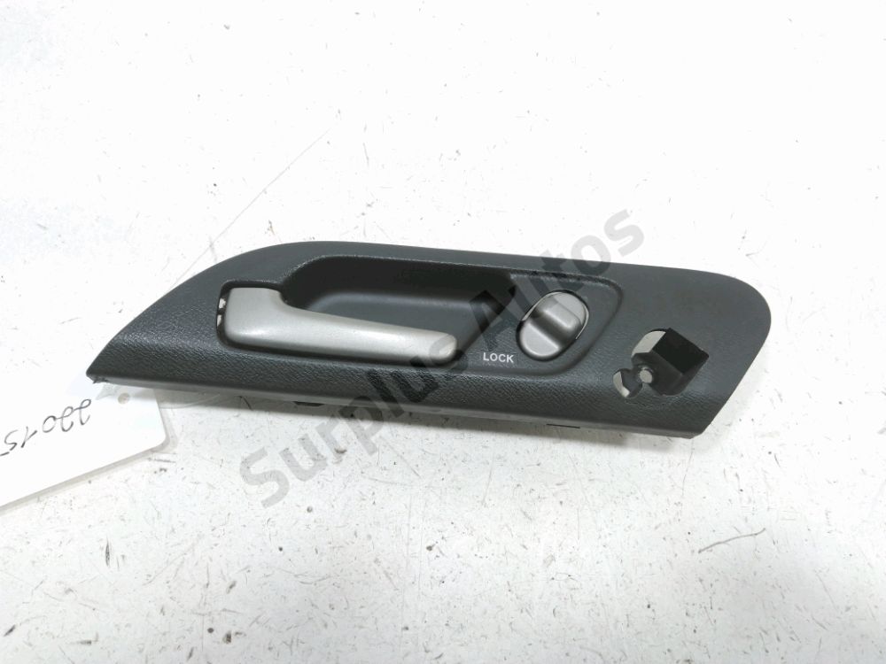 Poignée intérieure porte avant gauche