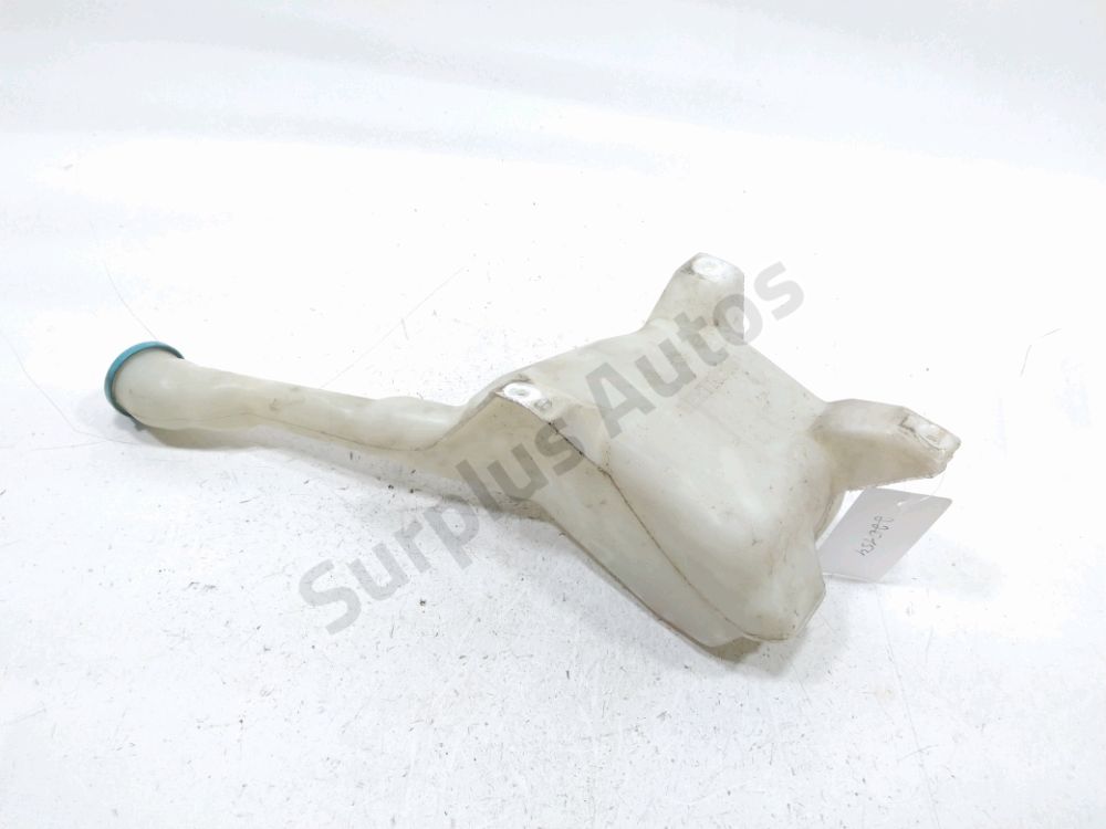 Réservoir de lave glace avant