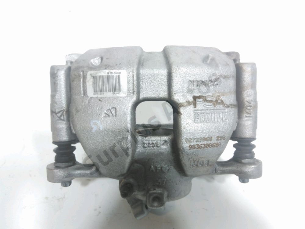 Etrier de frein avant gauche