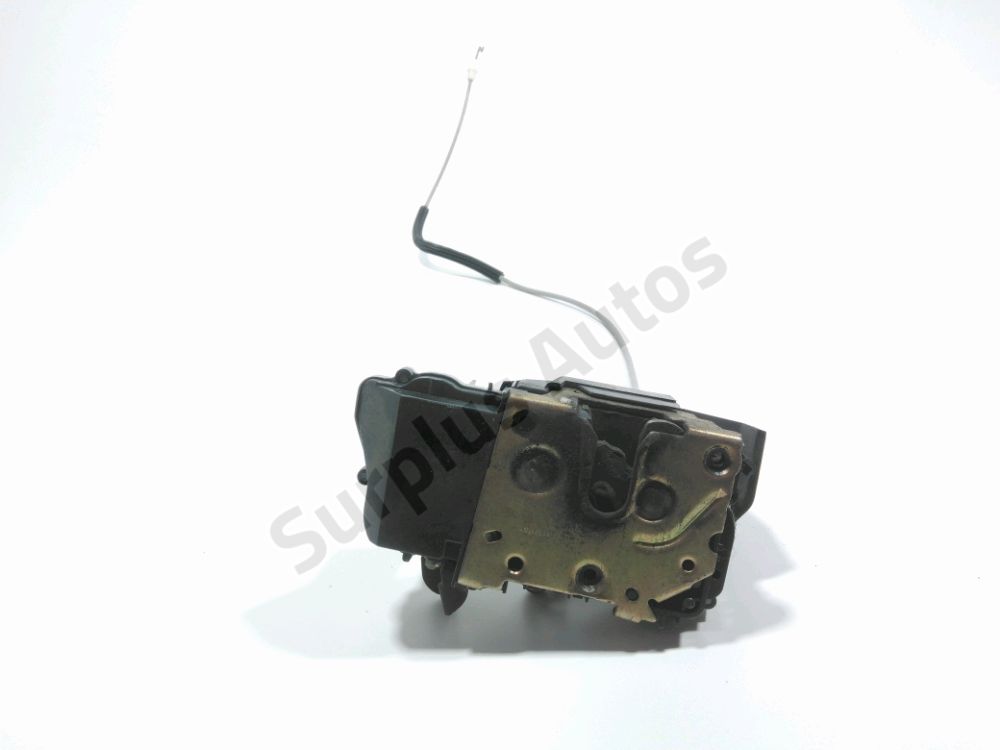 Serrure de porte avant gauche