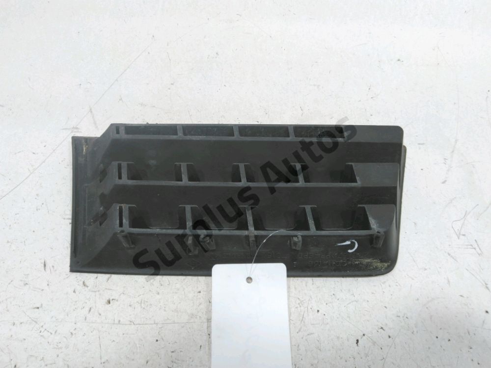 Grille de calandre gauche